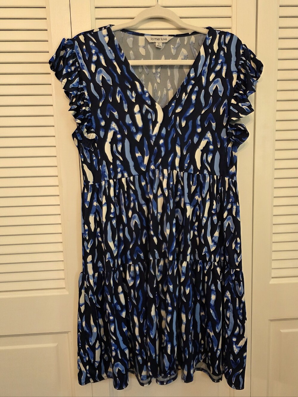 La Mer Luxe Brooke Abstract Blue Tiger Patterned Tiered, Ruffle Sleeve Dress